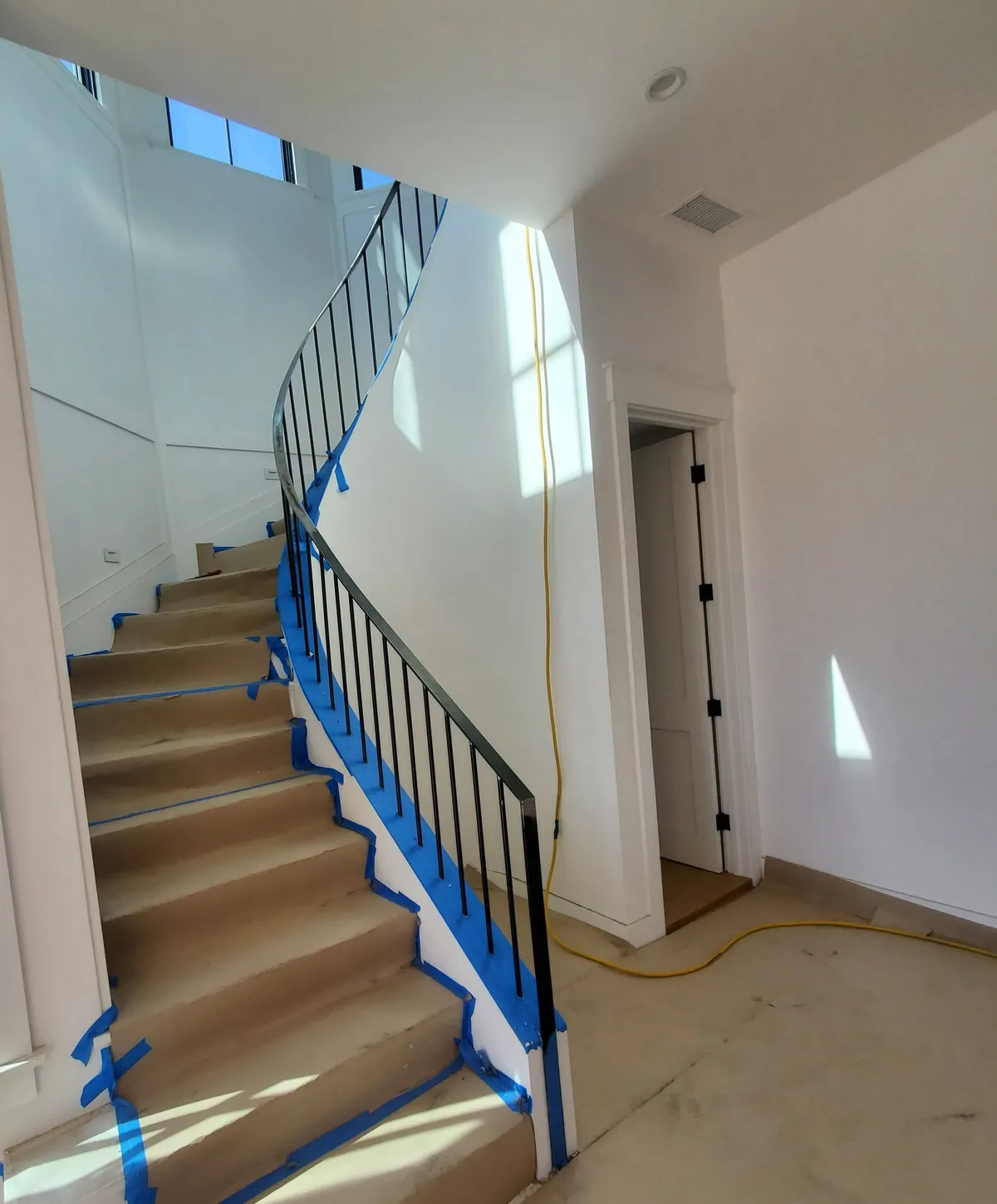 Curved picket stair rail